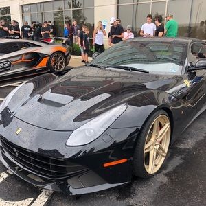 Meet your Posher, Alex